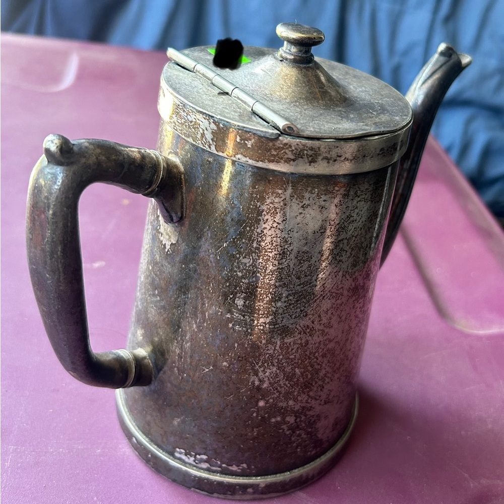 Vintage R. Secco’s Sons Inc tea pot
